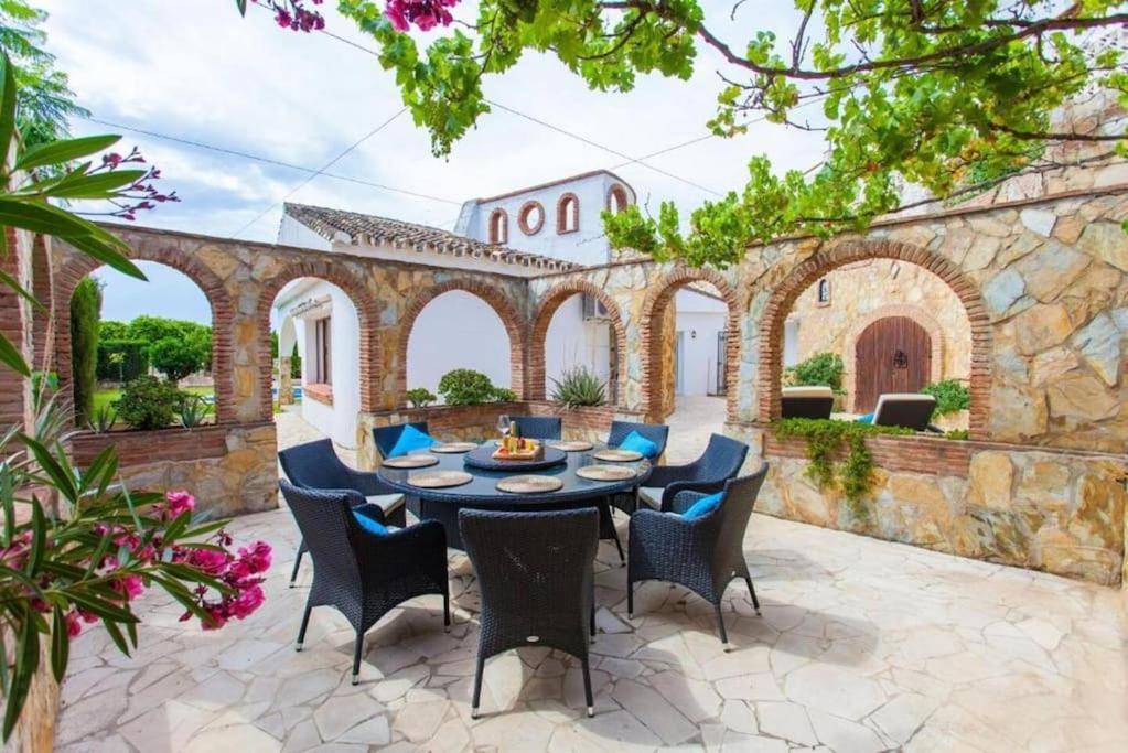 Summer Offers! Fabulous Luxury Villa Near The Beach Sleeps 8 Benalmadena Ngoại thất bức ảnh