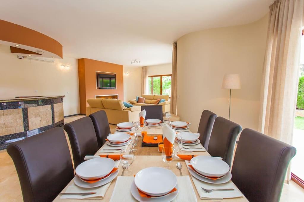 Summer Offers! Fabulous Luxury Villa Near The Beach Sleeps 8 Benalmadena Ngoại thất bức ảnh