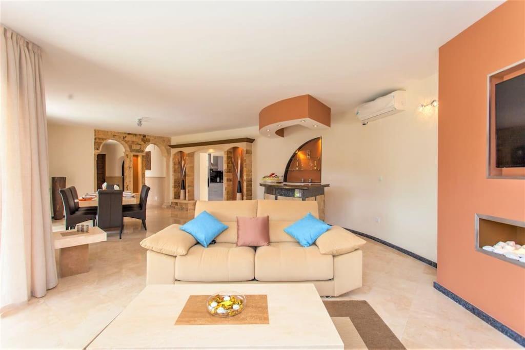Summer Offers! Fabulous Luxury Villa Near The Beach Sleeps 8 Benalmadena Ngoại thất bức ảnh